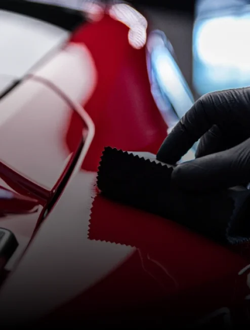Jak skutecznie dbać o lakier samochodowy?